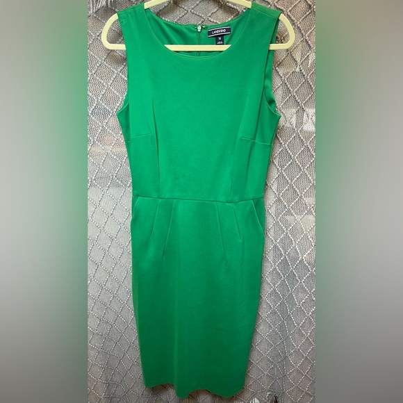 Lands' End Dresses & Skirts - Lands’ End Women Green Sleeveless Dress Size 10 Pockets Classic Look